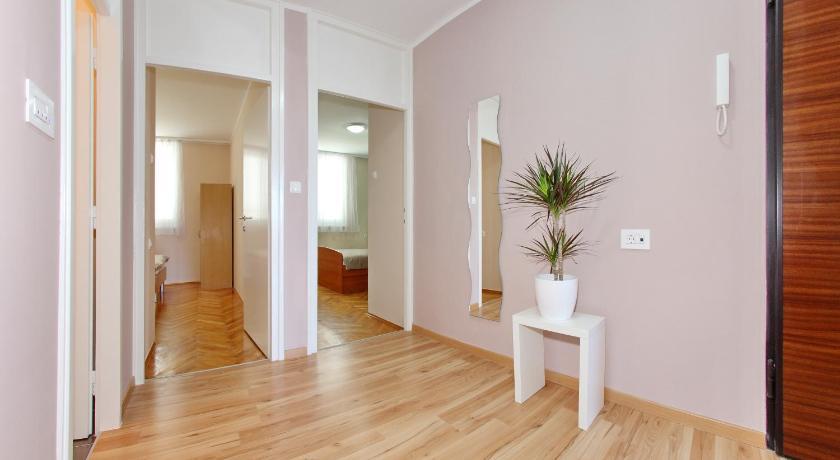 Bay Bridge Center Apartment 1 Задар Стая снимка
